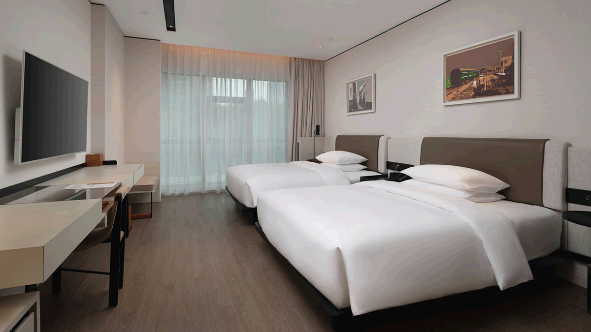 2 Twin Beds