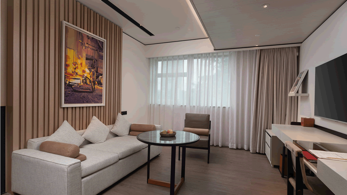 Premier King Room